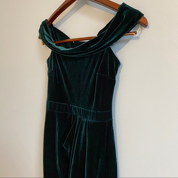 BHLDN Emerald Green Full Length Velvet Gown - Size 2 - Picture 3 of 12